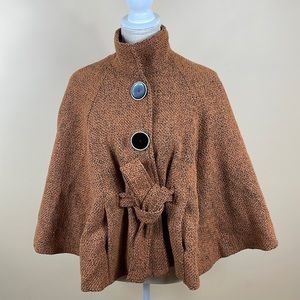 Brown/orange Live a little cape size small